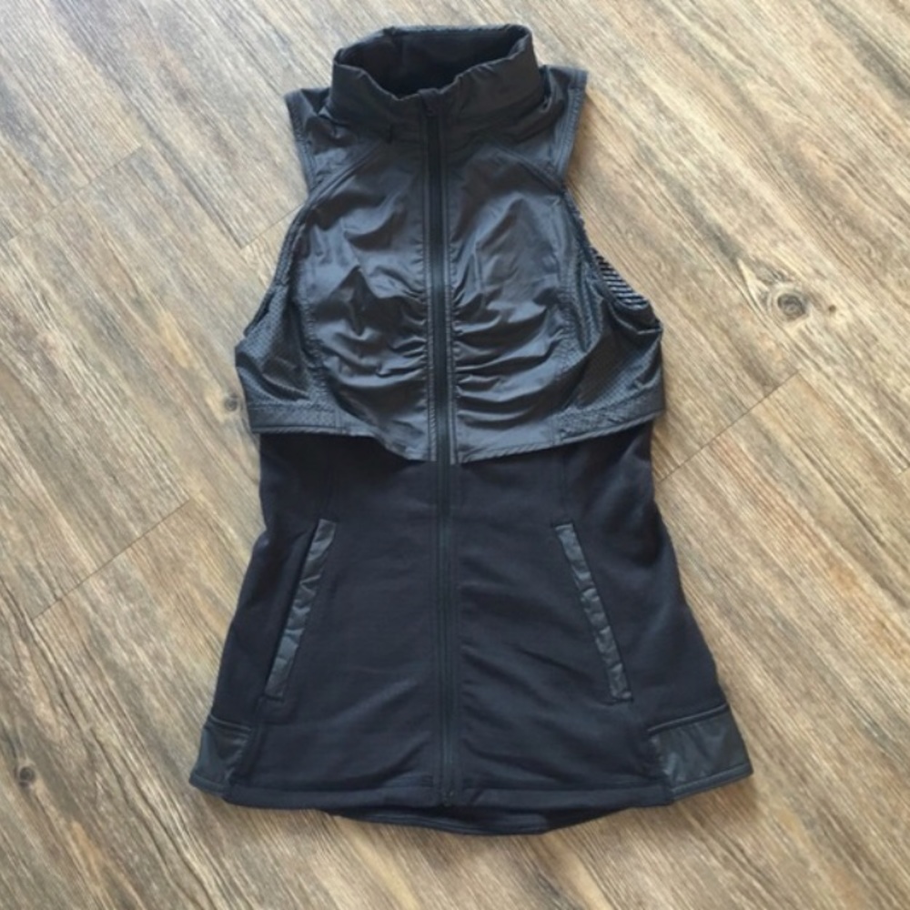 LULULEMON VEST