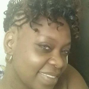 Meet your Posher, Doretta