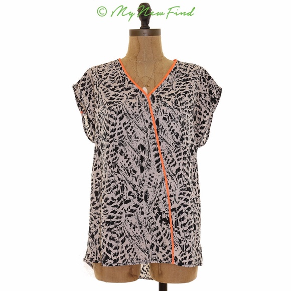 BELLATRIX CONTRAST TRIM PRINT FAUX WRAP BLOUSE - Picture 1 of 3