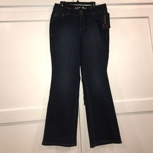 NWT Lane Bryant T3 Bootcut Size 16 Jeans