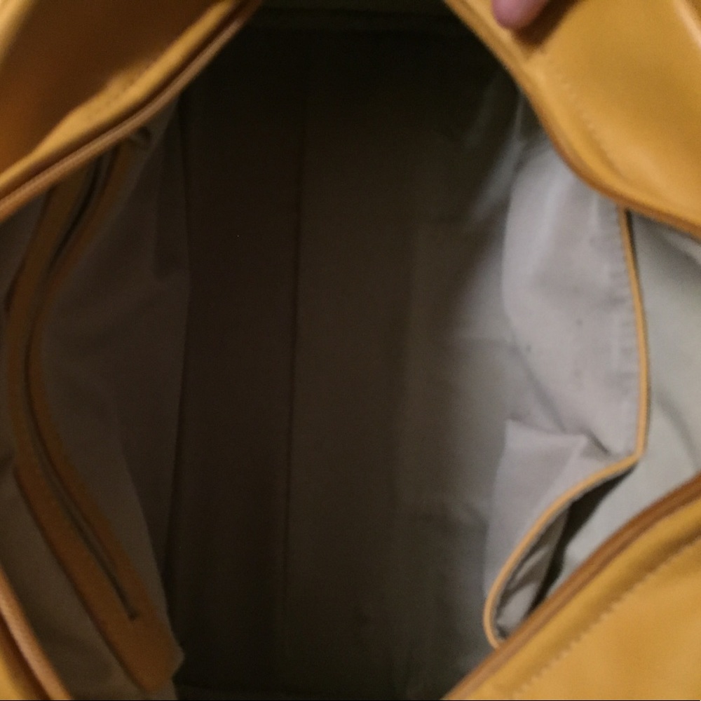 Purse - Picture 3 of 4