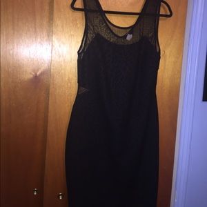 Black bodycon dress