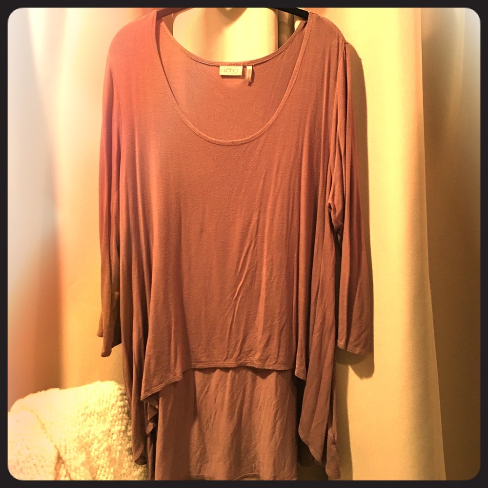 Jersey knit high low long sleeve top