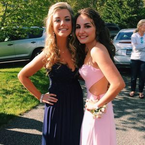 Meet your Posher, Chrissy