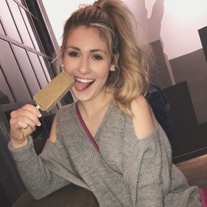 Meet your Posher, Rachel