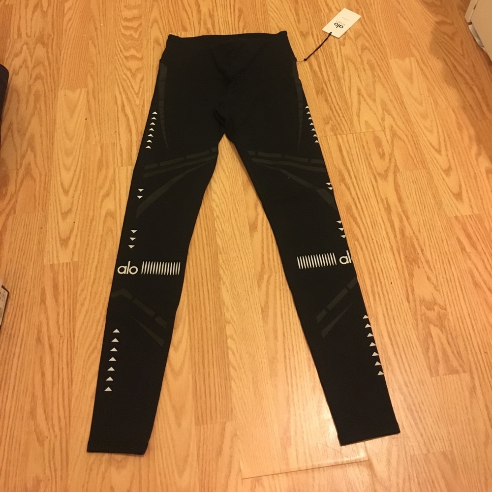 Alo Yoga airbrush leggings