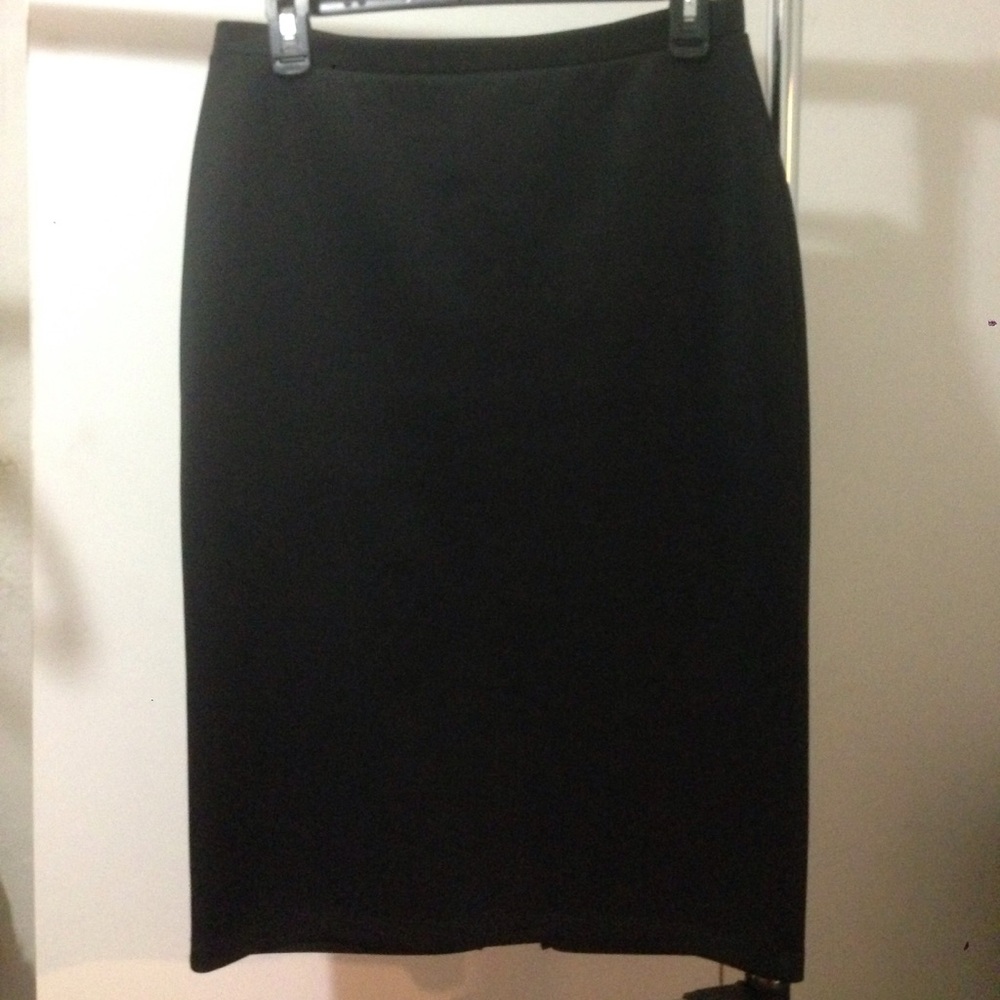 Black pencil skirt