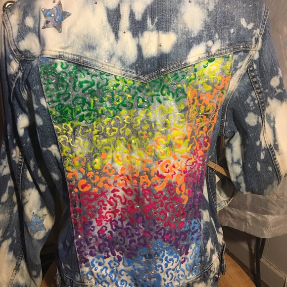 Jean jacket with rainbow leopard print appliqué. - Picture 3 of 8