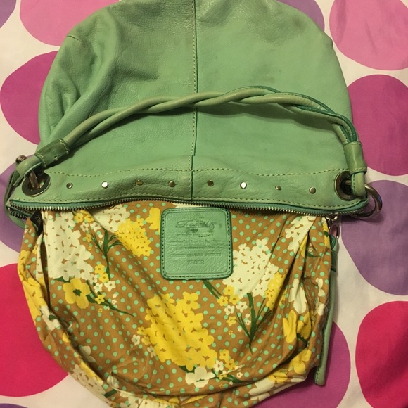 Clearance 🛍 Fossil mint handbag. - Picture 4 of 6