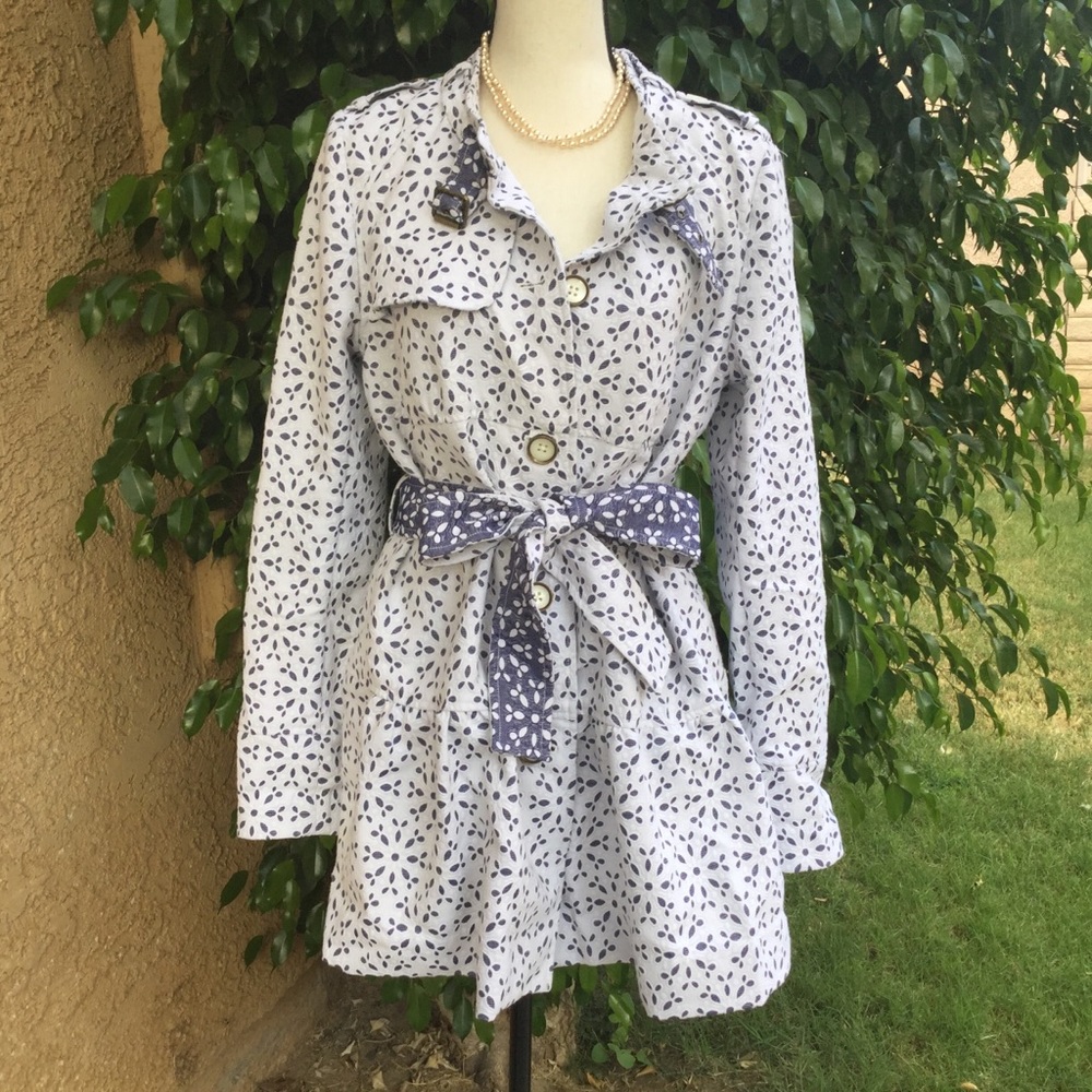 Anthropologie Eyelet Jacket Ruffle Blue White 12