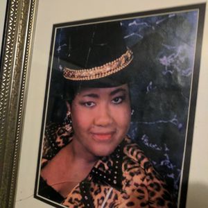 Meet your Posher, Sharon