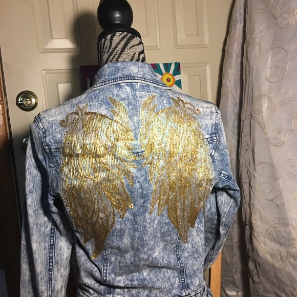 Revamped jean jacket - Picture 7 of 8