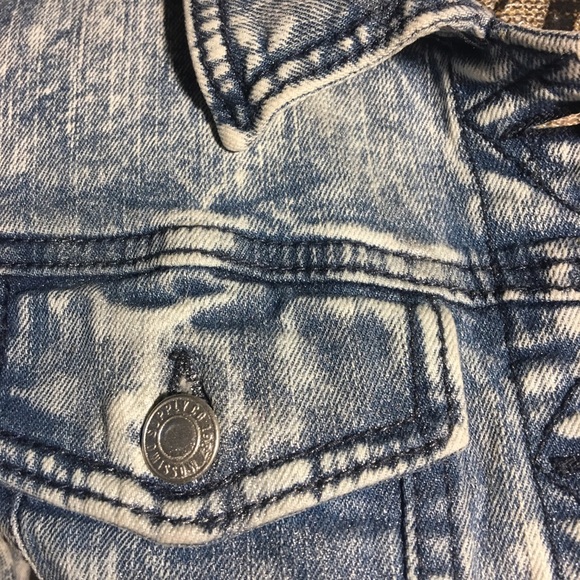 Revamped jean jacket - Picture 8 of 8