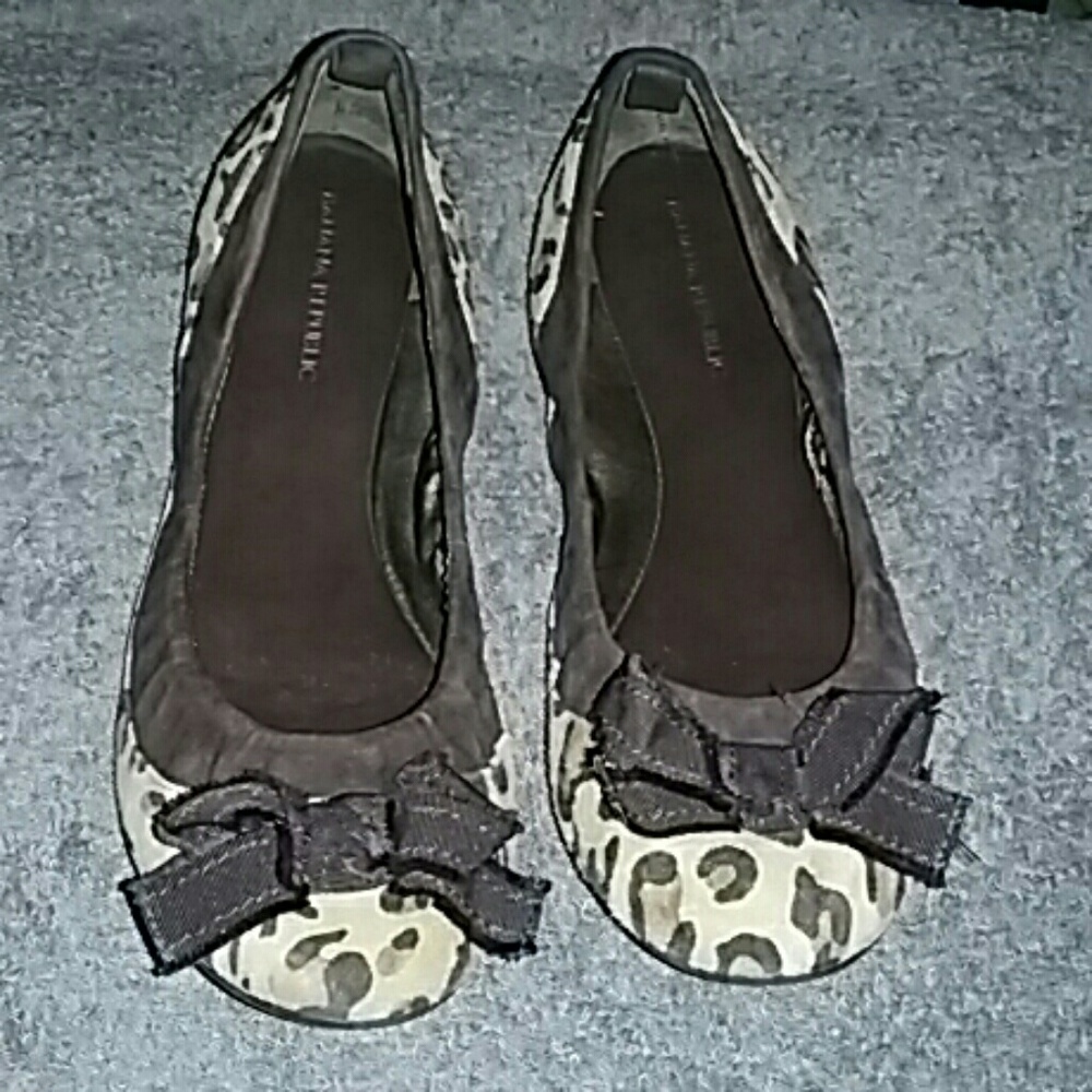 Banana Republic Flats