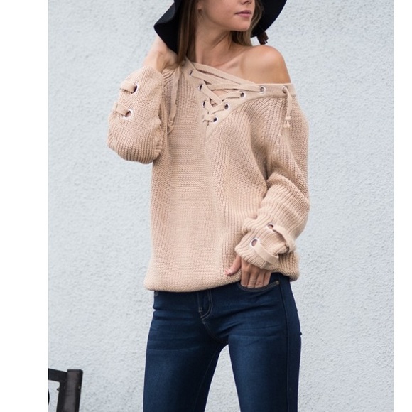 Sweaters - NEW ! 🍁🍂🍁Sweater of the season! 💕