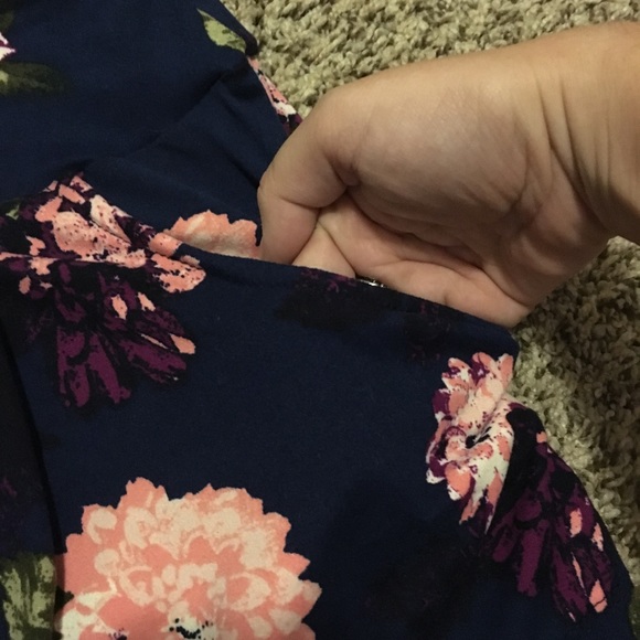 Floral print shorts - Picture 3 of 3