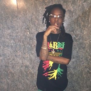 Meet your Posher, Mara