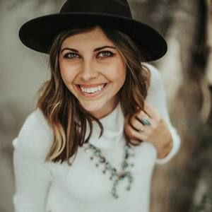 Meet your Posher, Kait