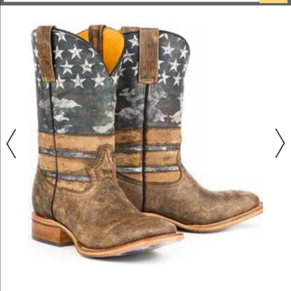 ISO!!!! Tin hauls or Laredo Aztec Boots