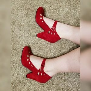Red vintage pinup heels