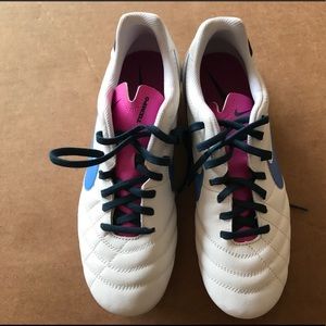 Tiempo Cleats 8.5