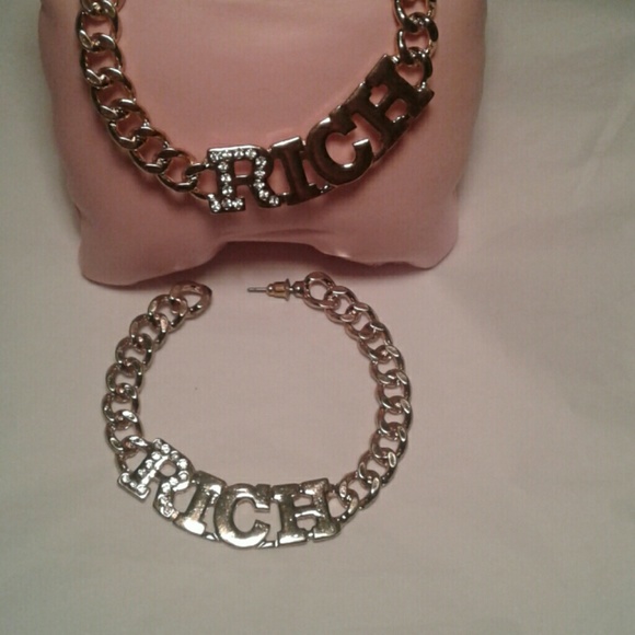 "RICH" Earrings. Gold plated. - Picture 3 of 5