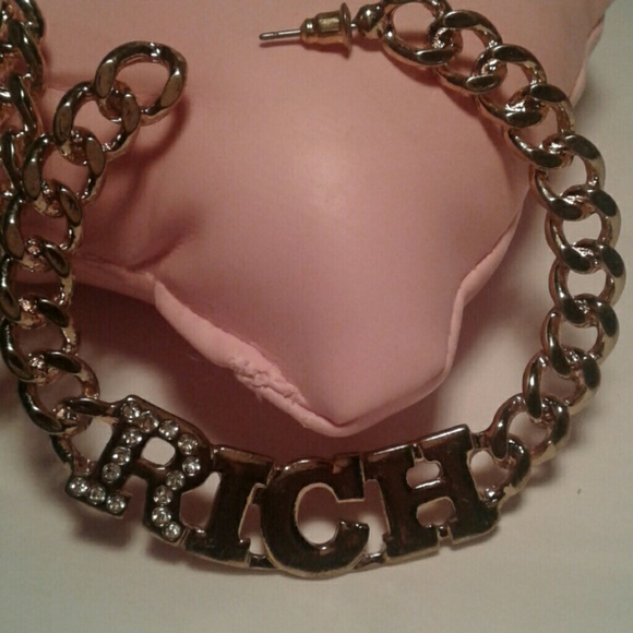 "RICH" Earrings. Gold plated. - Picture 4 of 5