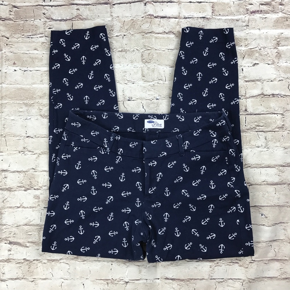 Old Navy Diva Ankle pants. Size 6 - Picture 2 of 8