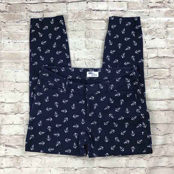 Old Navy Diva Ankle pants. Size 6 - Picture 2 of 8