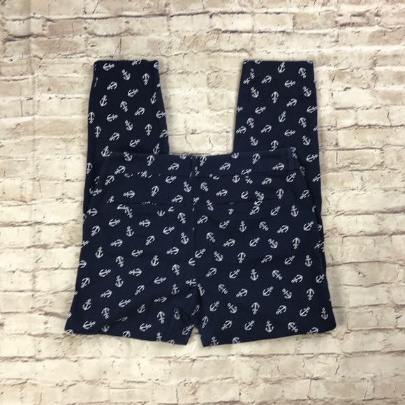 Old Navy Diva Ankle pants. Size 6 - Picture 6 of 8