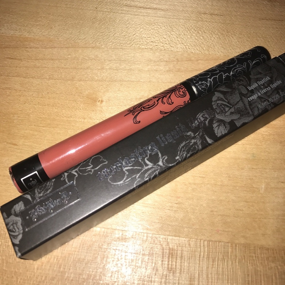 NEW Lolita 2 by KAT VON D