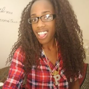 Meet your Posher, Precious