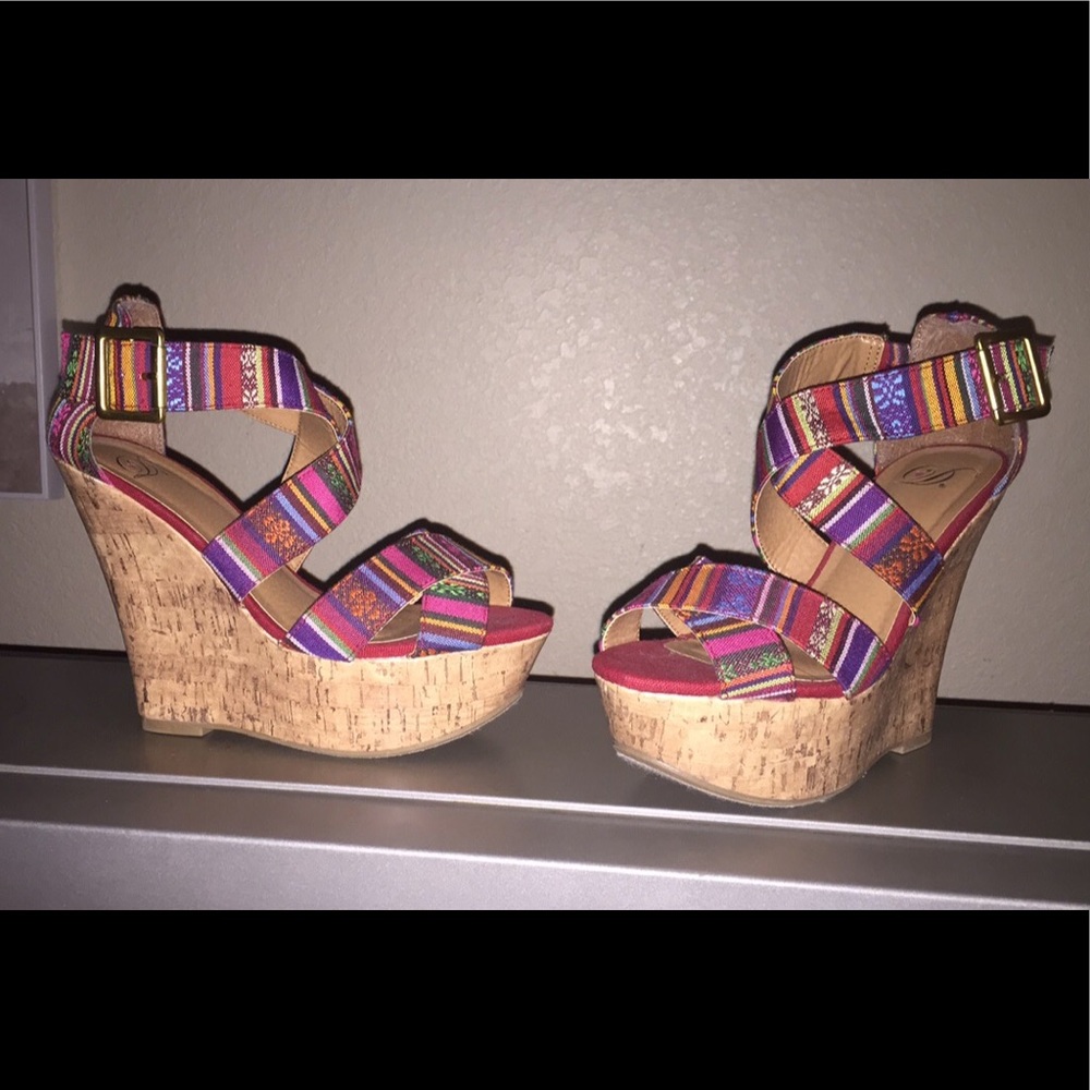 NEW colorful cork wedges 🌸