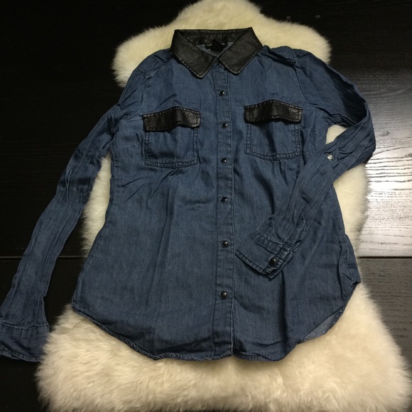 *FIRM! 2 BUTTON DOWN SHIRTS - Picture 2 of 8