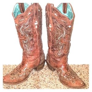 Corral boots