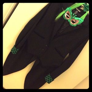 Complete Lucky-Leprechaun costume.