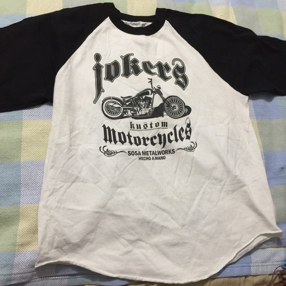 Men’s Mid Sleeve Shirt