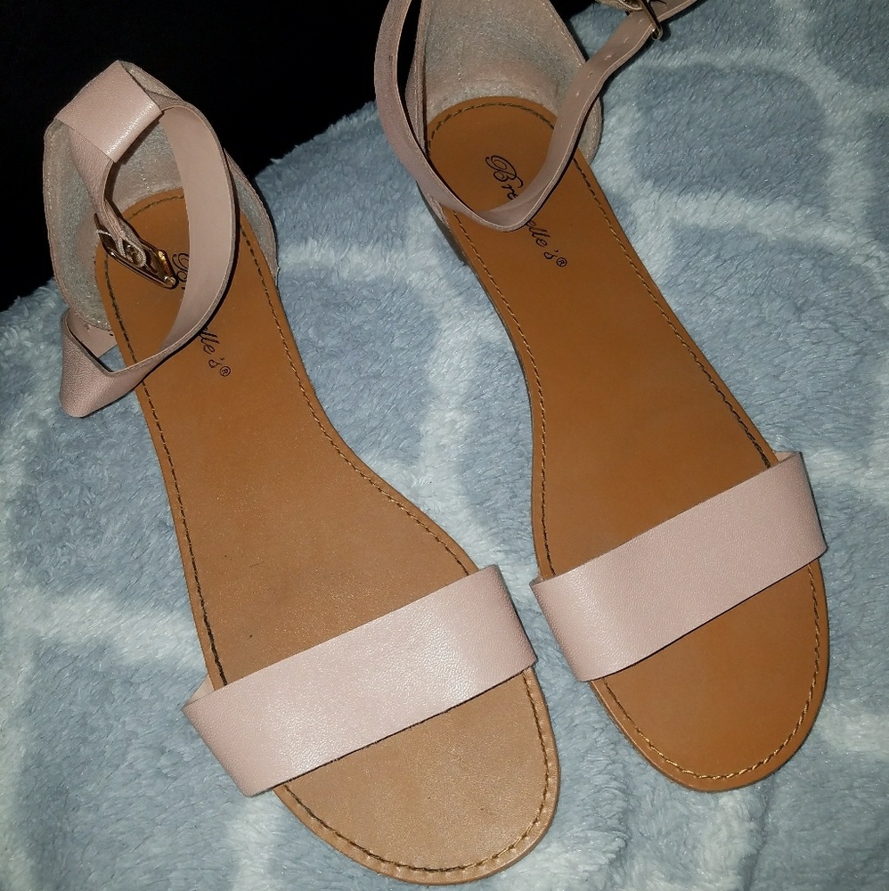 Sandals like new