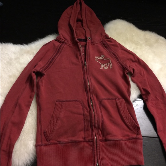 *FIRM! ABERCROMBIE AND FITCH MAROON HOODIE - Picture 2 of 6
