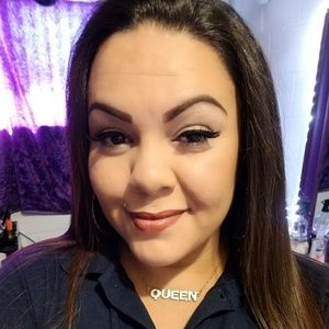 Meet your Posher, Reyna