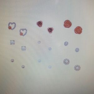 Set of 9 rose and rhinestone stud earrings