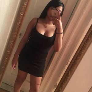 Meet your Posher, Vanessa