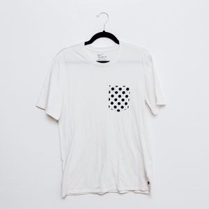 NIKE POLKA DOT POCKET TEE