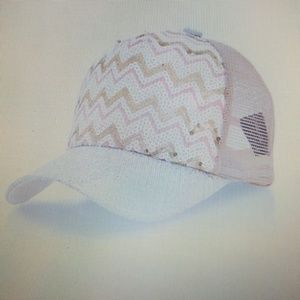 Mettalic chevron sequin trucker hat with glitter