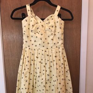 Bee Vintage Style Dress