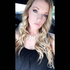 Meet your Posher, Ella