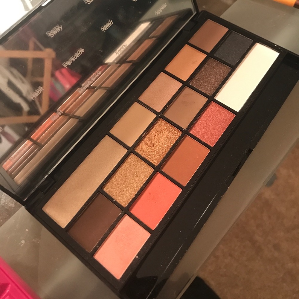 Chocolate Bar Eyeshadow Palette - chocolate vice