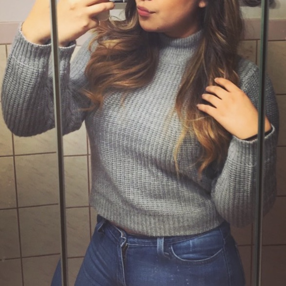 Women's sweater
