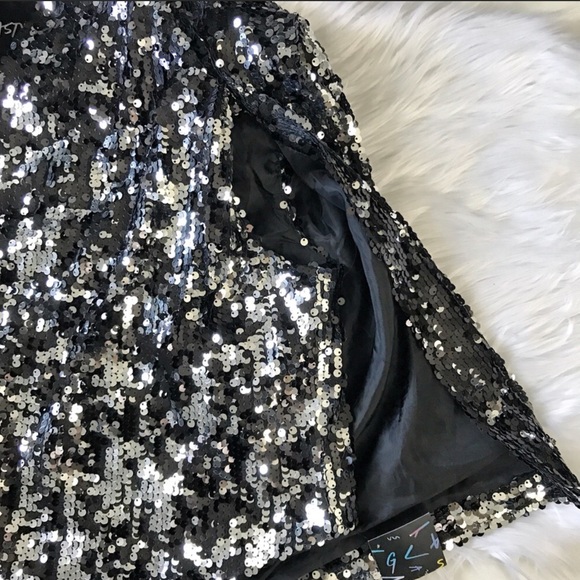 Sequin Cape Blazer - Picture 6 of 8