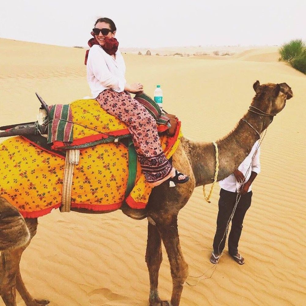 Meet your Posher, Elizabeth